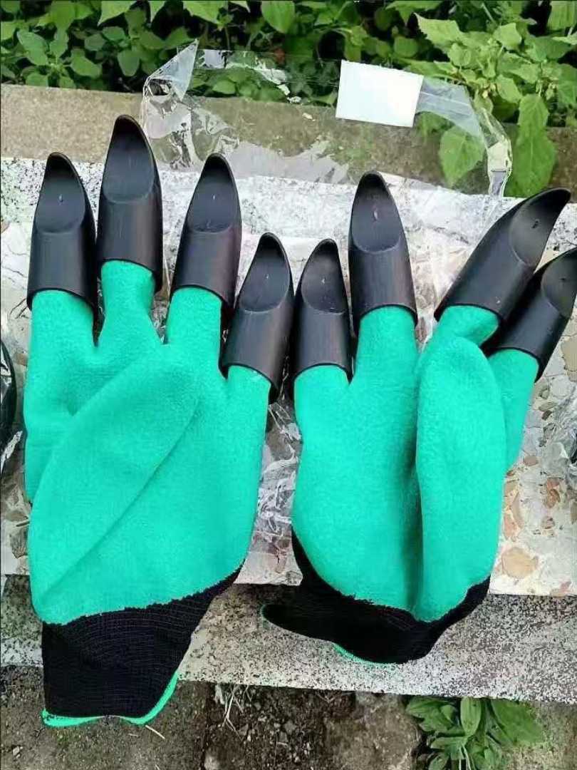 Hand,Gloves,with,Claws,for,Digging,(Green)
